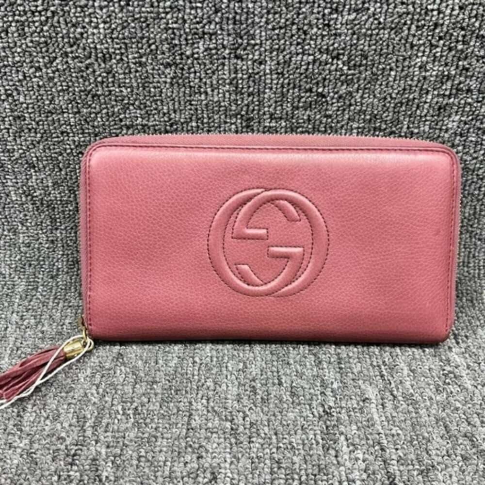 Authentic Gucci Soho Zip Around Wallet Pink Leather GG Logo Luxury